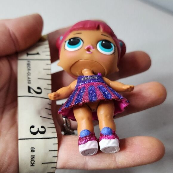 LOL SURPRISE FASHION DOLL BIG SISTER Cheerleader Outfit SERIES 1 - Picture 3 of 3